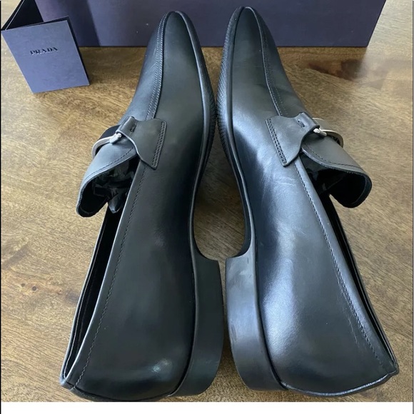PRADA BLACK LEATHER LOAFER SHOES 4D2823 NEW IN BOX - Picture 7 of 9
